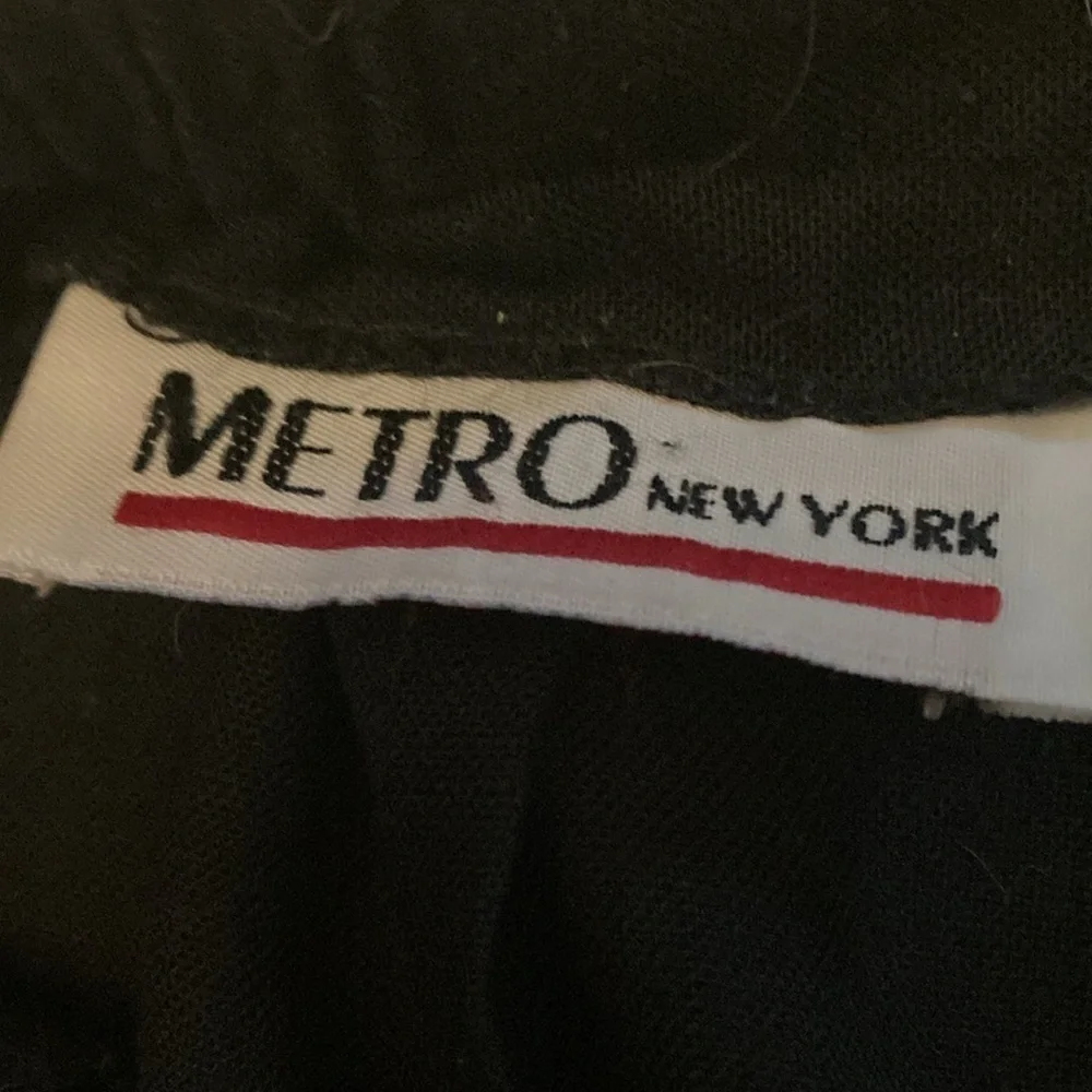 Metro New York 90’s women’s skirt, pockets pleats black 14/16